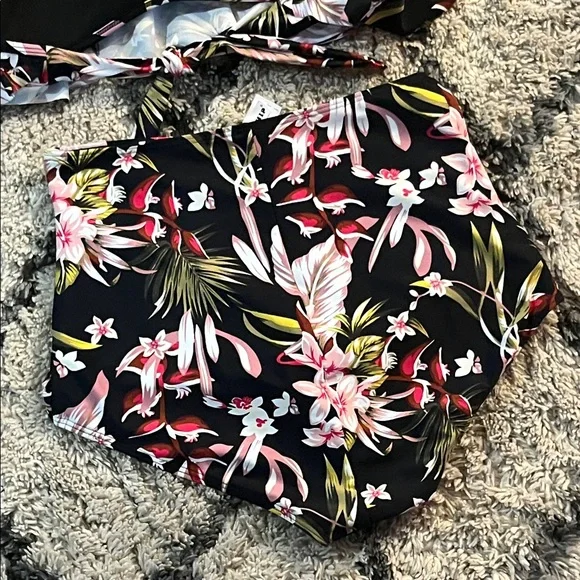 NWOT Cocoship Black Floral Two-Piece Bikini Set - Picture 9 of 11